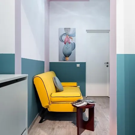 Apartment Downtown Pop-up *
