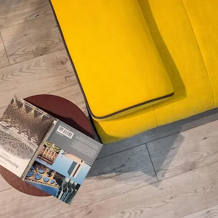 Downtown Pop-up Apartment Bucharest